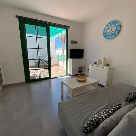 Lola Puerto del Carmen